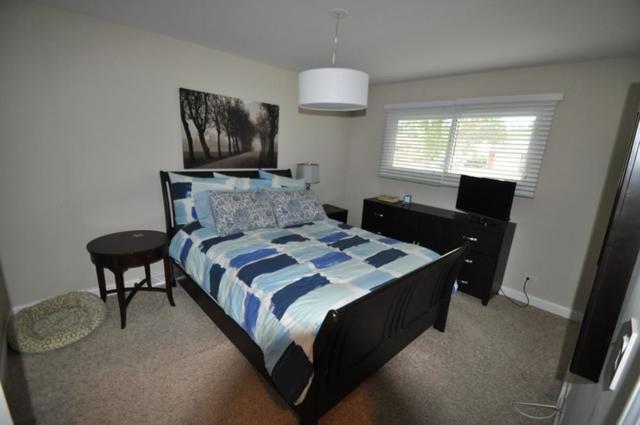 436 Ambleside Rd, Des Plaines, IL 60016 photo 7