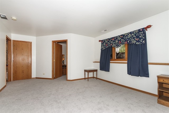 416 E Reader St, Elburn, IL 60119 photo 17