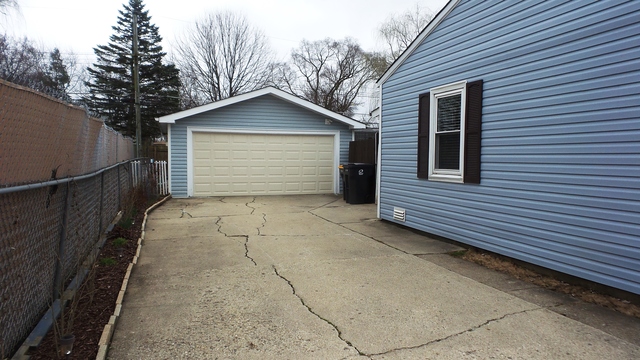 211 E Maxon Ln, Streamwood, IL 60107 photo 5
