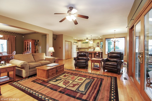 25655 S Bristol Ln, Monee, IL 60449 photo 9