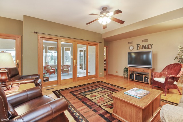 25655 S Bristol Ln, Monee, IL 60449 photo 8