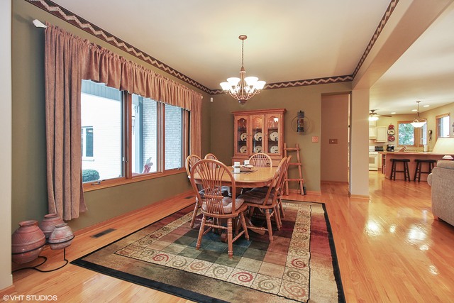 25655 S Bristol Ln, Monee, IL 60449 photo 7