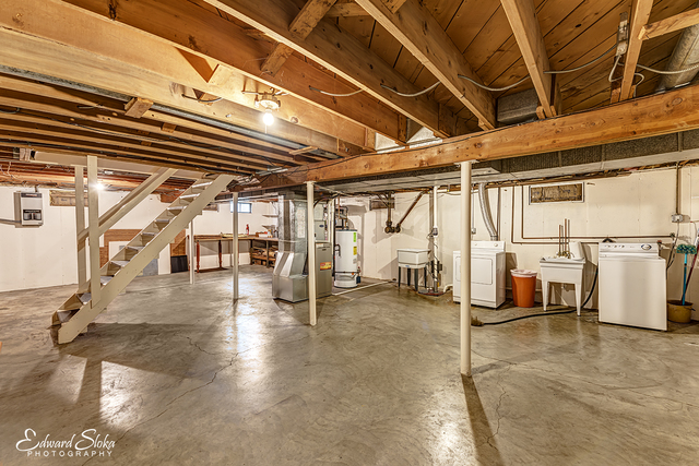 148 S Airlite St, Elgin, IL 60123 photo 23