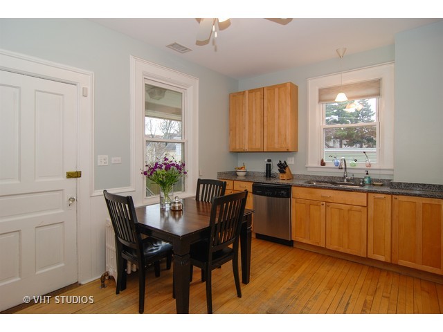 427 Beloit Ave, Forest Park, IL 60130 photo 8
