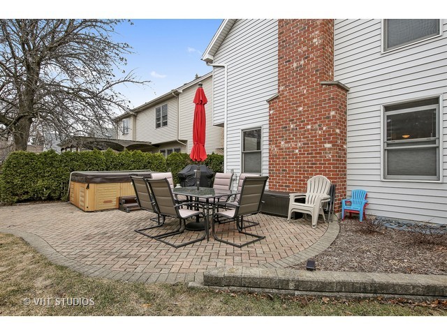 355 E First St, Elmhurst, IL 60126 photo 22