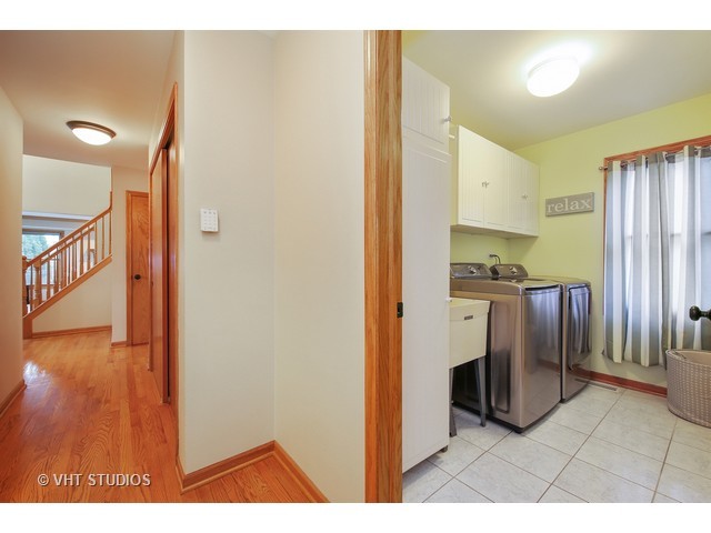 355 E First St, Elmhurst, IL 60126 photo 20