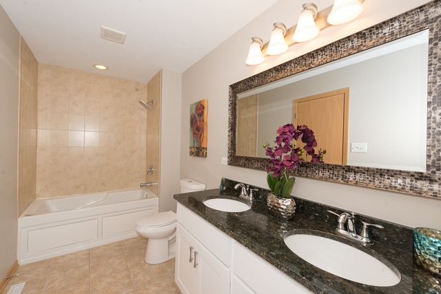 16138 Spaulding Ave, Markham, IL 60428 photo 10