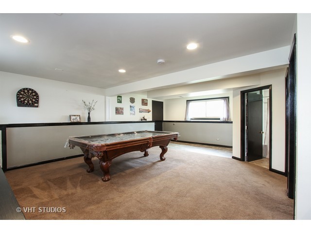 721 Monroe Dr, Lindenhurst, IL 60046 photo 7