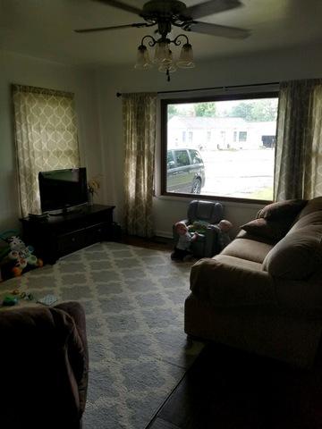 301 Meltzer Ave, Walnut, IL 61376 photo 3