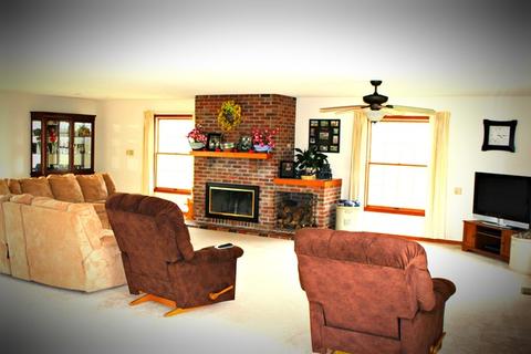 799 Easy Rd, Ohio, IL 61349 photo 6