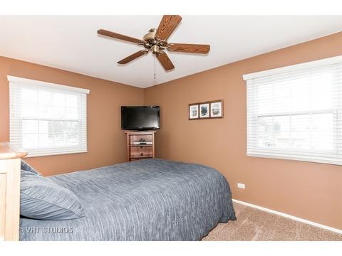 121 Lucille Ct #C, Bartlett, IL 60103 photo 6