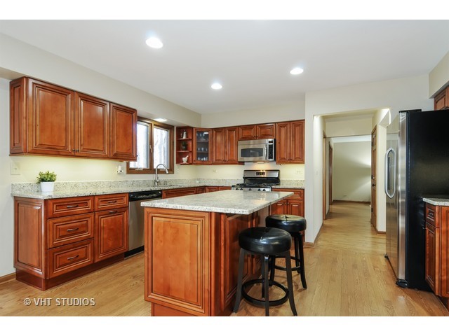 857 Proud Clarion Ct, Naperville, IL 60540 photo 5
