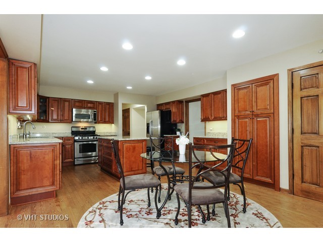 857 Proud Clarion Ct, Naperville, IL 60540 photo 6