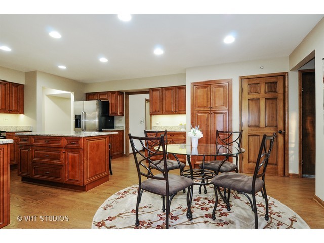857 Proud Clarion Ct, Naperville, IL 60540 photo 7