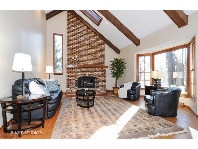 857 Proud Clarion Ct, Naperville, IL 60540 photo 10