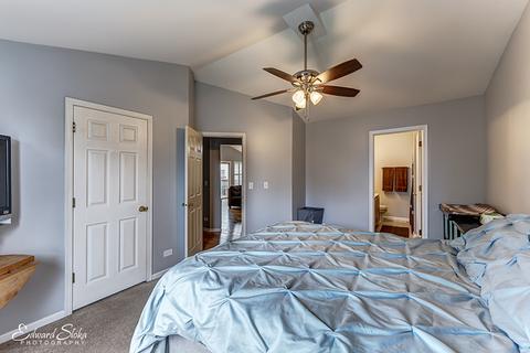 2114 Glacier Ct, Algonquin, IL 60102 photo 9