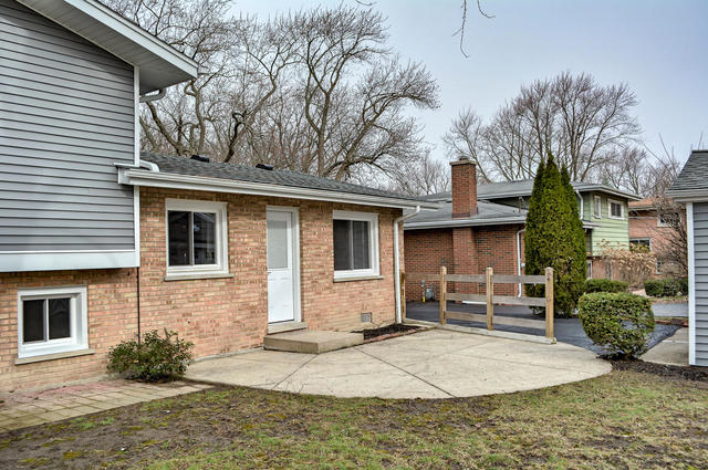 1027 Kenton Rd, Deerfield, IL 60015 photo 18