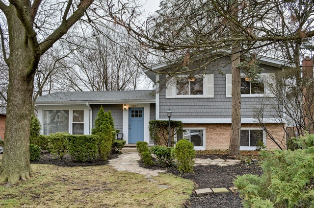 1027 Kenton Rd, Deerfield, IL 60015 photo 1