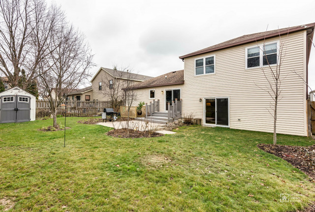 1260 John Dr, Hoffman Estates, IL 60169 photo 20