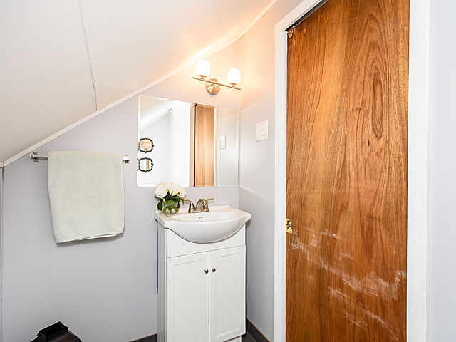 6724 W Devon Ave, Chicago, IL 60631 photo 16