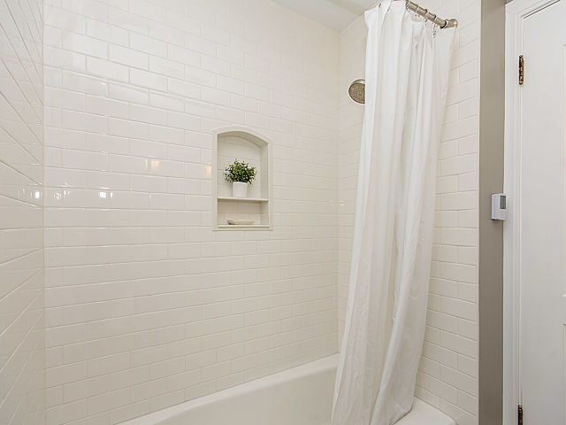 6724 W Devon Ave, Chicago, IL 60631 photo 12