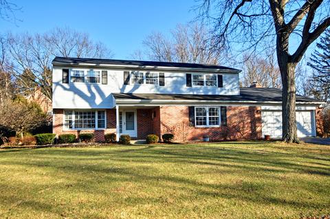 2 S375 Burning Trl, Wheaton, IL 60189 photo 1