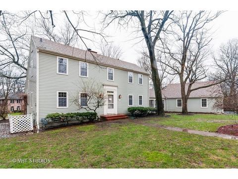 920 Doral Dr, Bartlett, IL 60103 photo 1