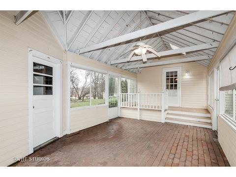 920 Doral Dr, Bartlett, IL 60103 photo 9