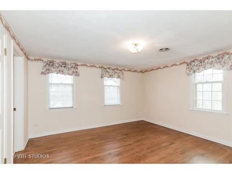 920 Doral Dr, Bartlett, IL 60103 photo 7