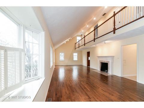 920 Doral Dr, Bartlett, IL 60103 photo 3