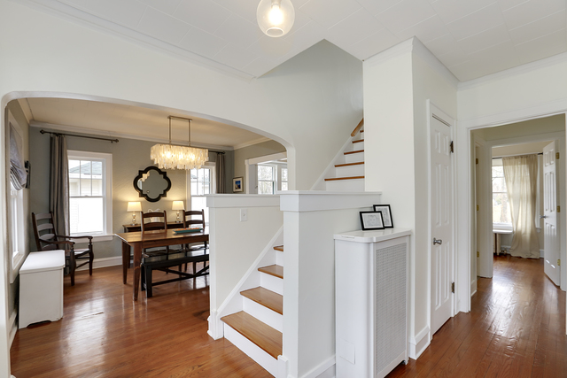 827 N Summit St, Wheaton, IL 60187 photo 8