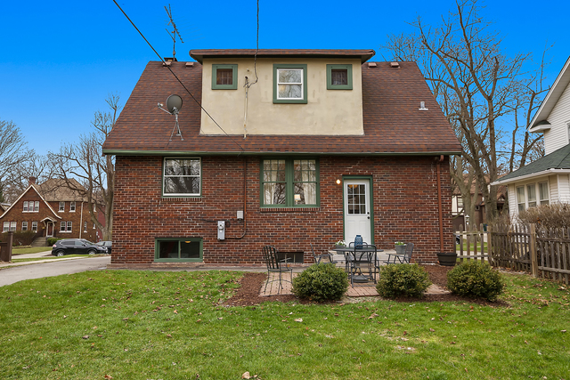 827 N Summit St, Wheaton, IL 60187 photo 25