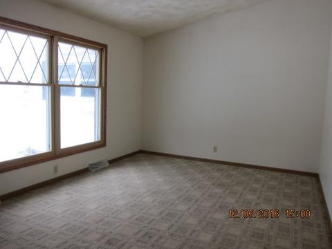 20001 Streit Rd, Harvard, IL 60033 photo 4