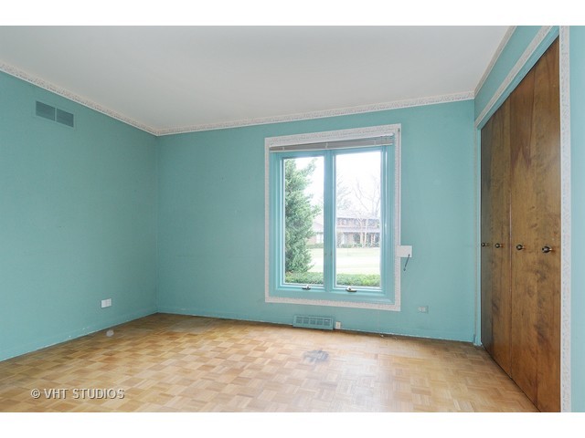 148 Longfellow Dr, Wheaton, IL 60189 photo 10