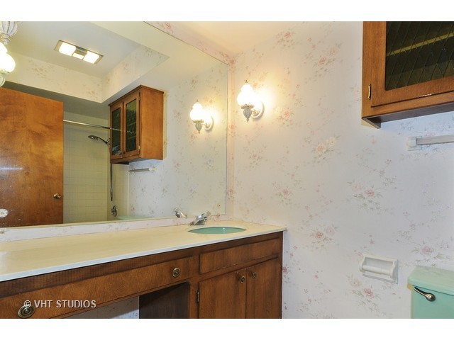 148 Longfellow Dr, Wheaton, IL 60189 photo 7
