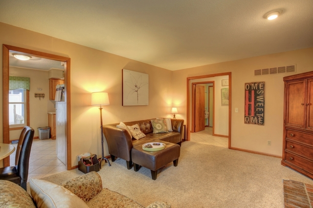 1214 Harrington Dr, Champaign, IL 61821 photo 8