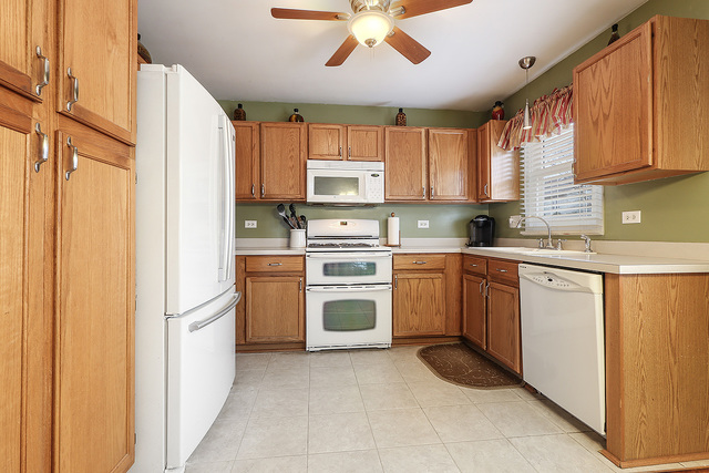 1805 Olde Mill Rd, Plainfield, IL 60586 photo 6