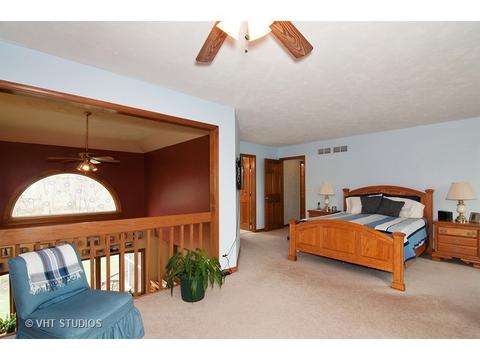 1298 S Bartlett Rd, Bartlett, IL 60103 photo 13