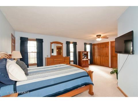1298 S Bartlett Rd, Bartlett, IL 60103 photo 12