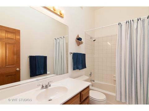 1298 S Bartlett Rd, Bartlett, IL 60103 photo 18