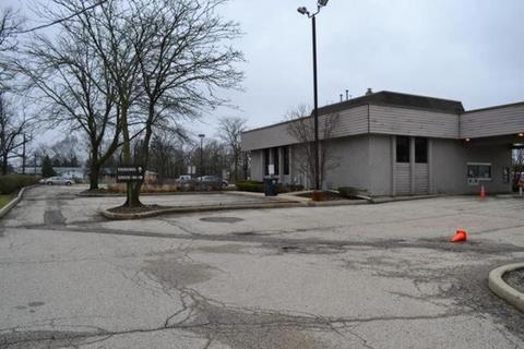596 N Mclean Blvd, Elgin, IL 60123 photo 3