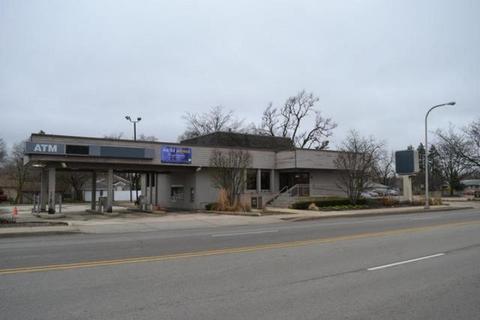 596 N Mclean Blvd, Elgin, IL 60123 photo 5