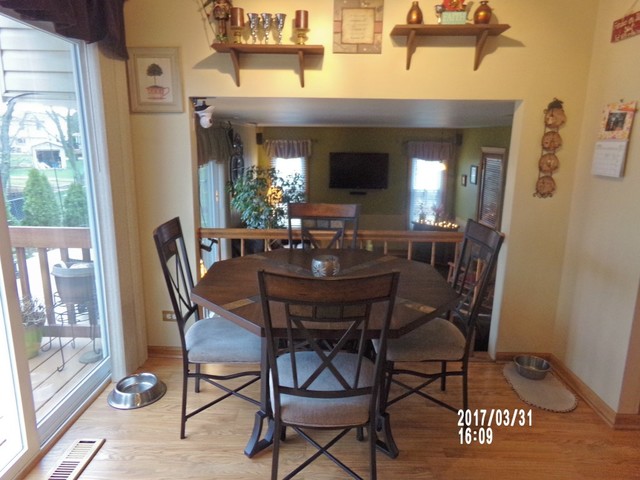 545 W Parkview Ter, Algonquin, IL 60102 photo 7