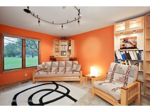 35 W730 Old Barn Rd, Dundee, IL 60118 photo 13