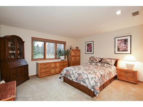 35 W730 Old Barn Rd, Dundee, IL 60118 photo 14