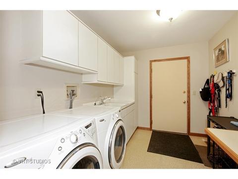 35 W730 Old Barn Rd, Dundee, IL 60118 photo 9