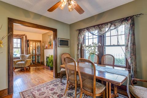 210 E Harrison Ave, Wheaton, IL 60187 photo 3