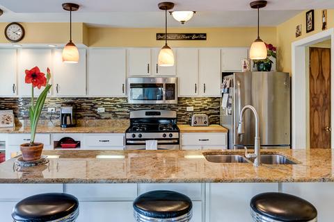 210 E Harrison Ave, Wheaton, IL 60187 photo 8