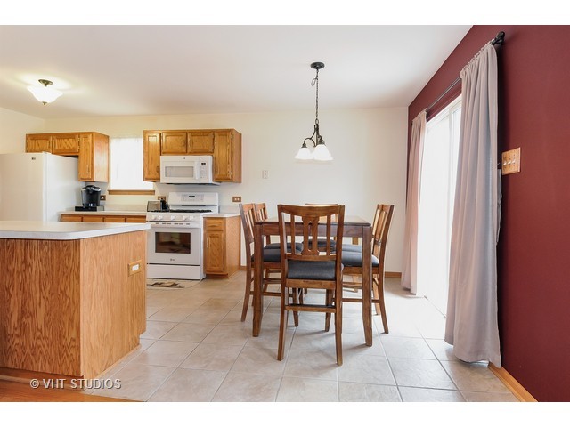 4518 Oriole Ln, Plainfield, IL 60586 photo 4