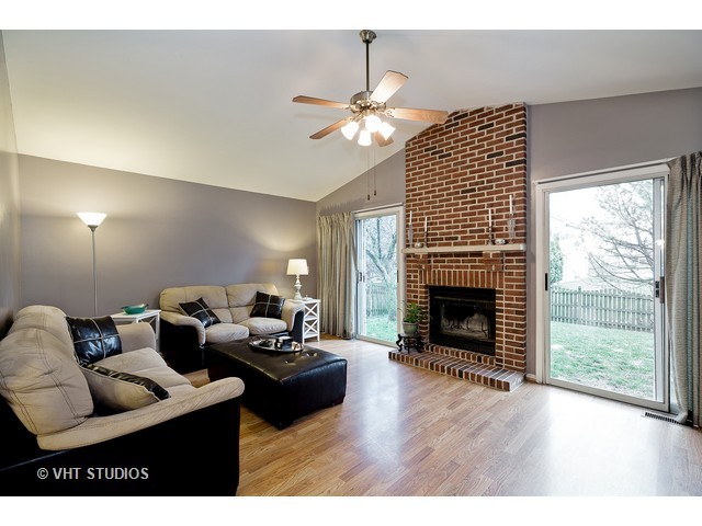2985 Bangor Ln, Aurora, IL 60504 photo 9